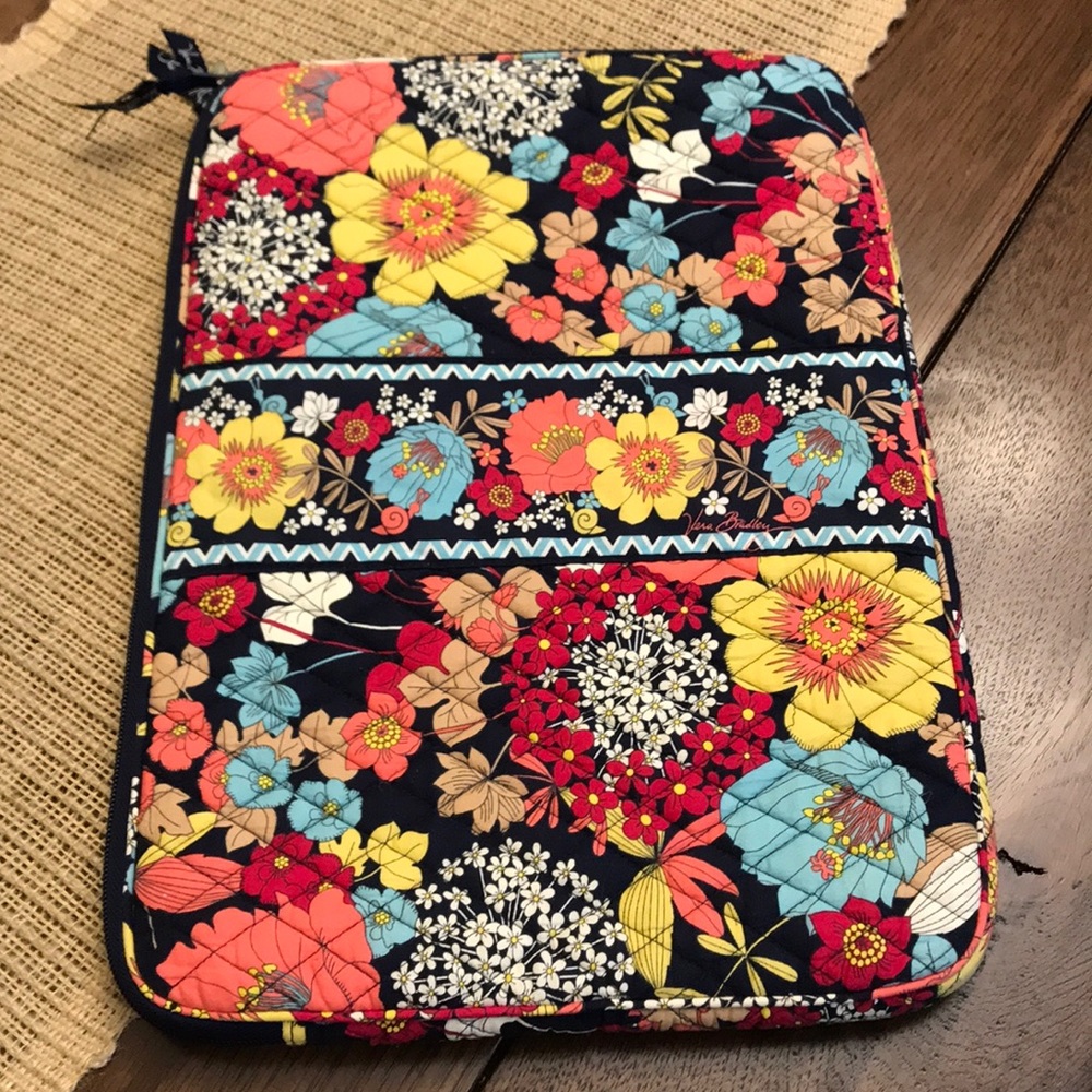 Vera Bradley laptop sleeve